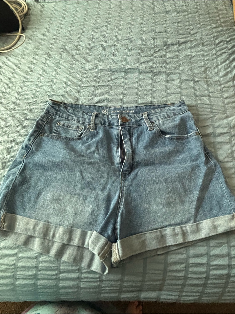 No Boundaries Light Blue Rolled-Hem Denim Shorts